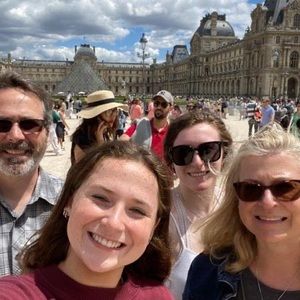 Meet your Posher, Janá